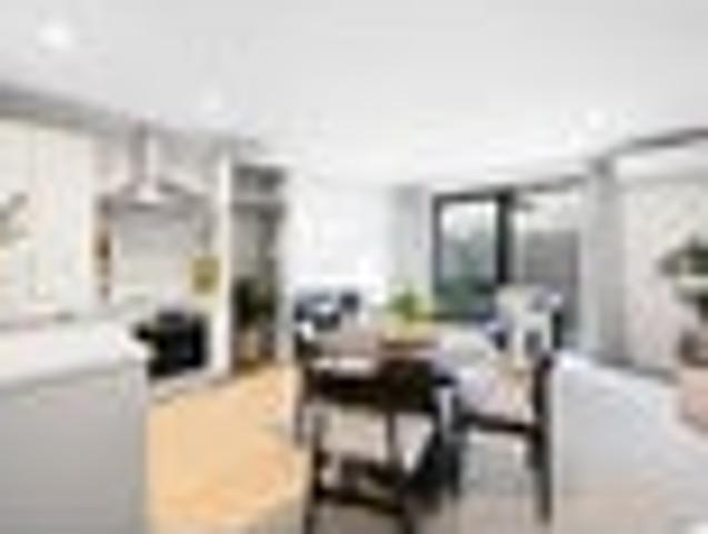 Townhouse for sale in Whitiora