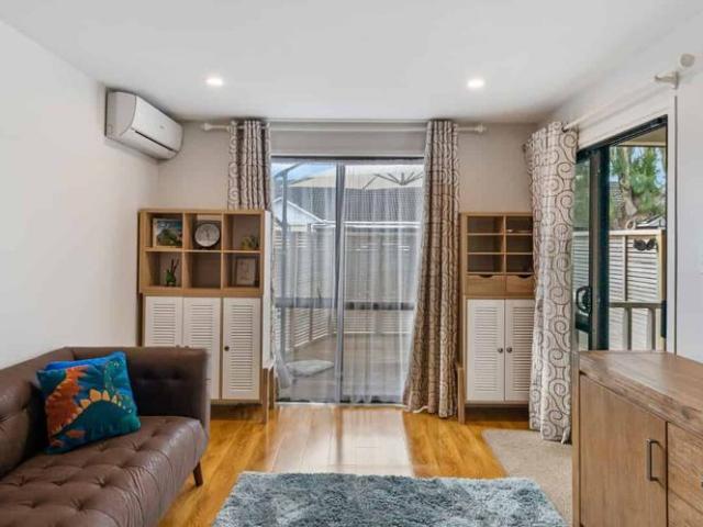 Apartment for rent in Mount Wellington, Oroua County