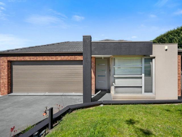 House for rent in Cardinia Lakes Estate, Melbourne
