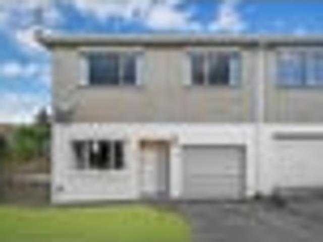 Townhouse for sale in Green Bay