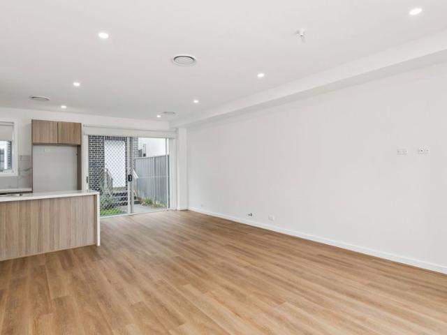 House for rent in Wollongong West, New South Wales