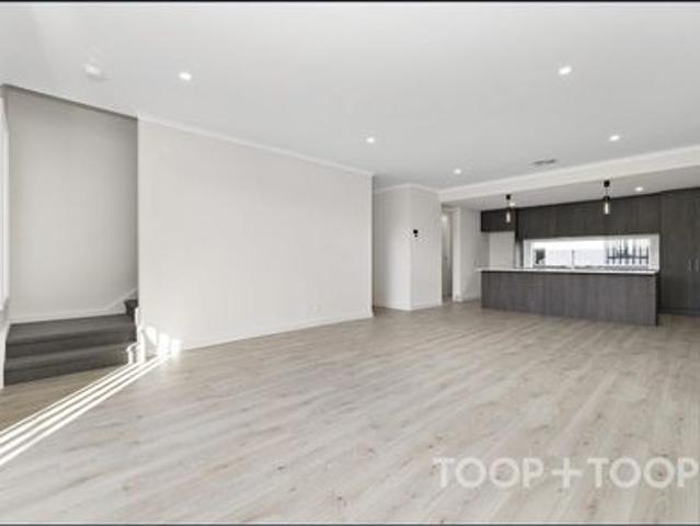Townhouse for rent in Horseshoe Creek, South Australia