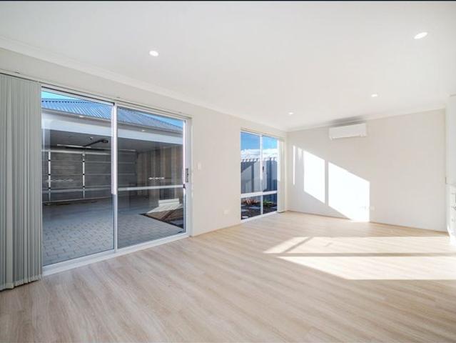 House for rent in Banksia Grove, Western Australia