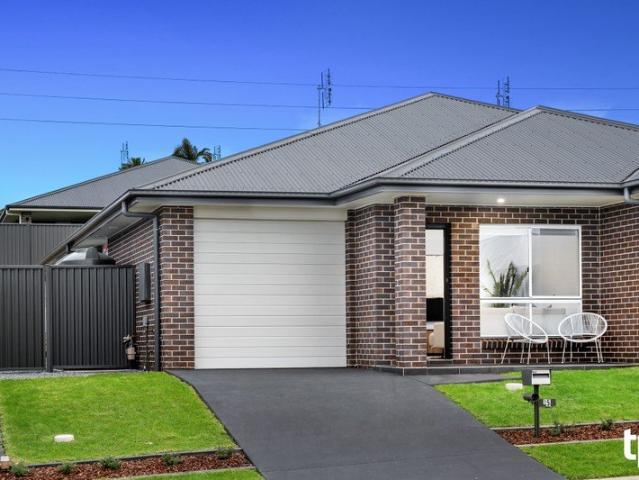 Villa for sale in Gillieston Heights, Newcastle-Maitland