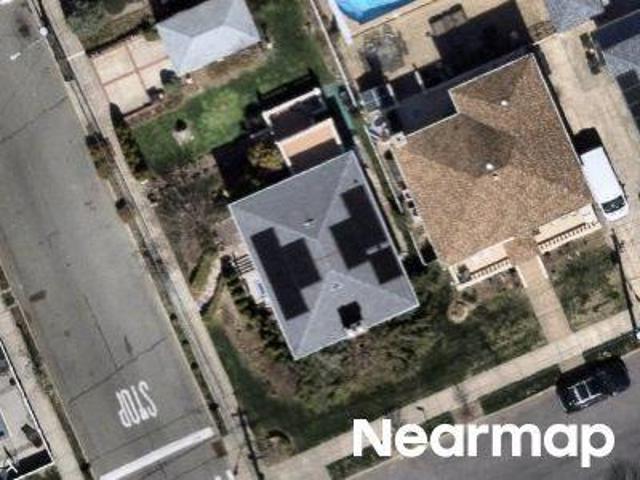 House for sale in Queens, Arverne
