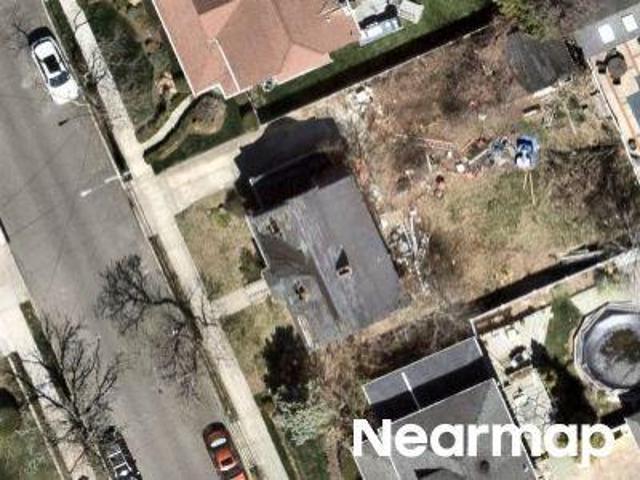 House for sale in Queens, Arverne