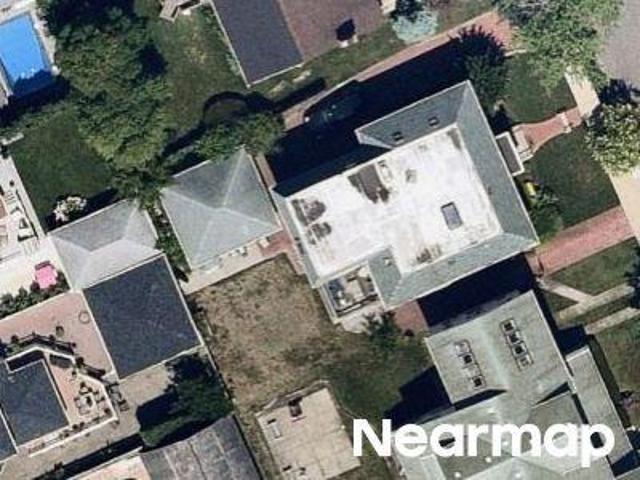 House for sale in Queens, Arverne
