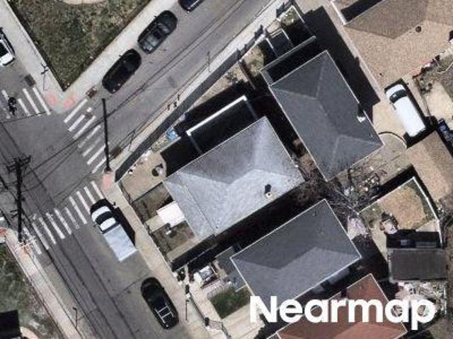 House for sale in Queens, Arverne