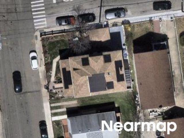 House for sale in Queens, Arverne