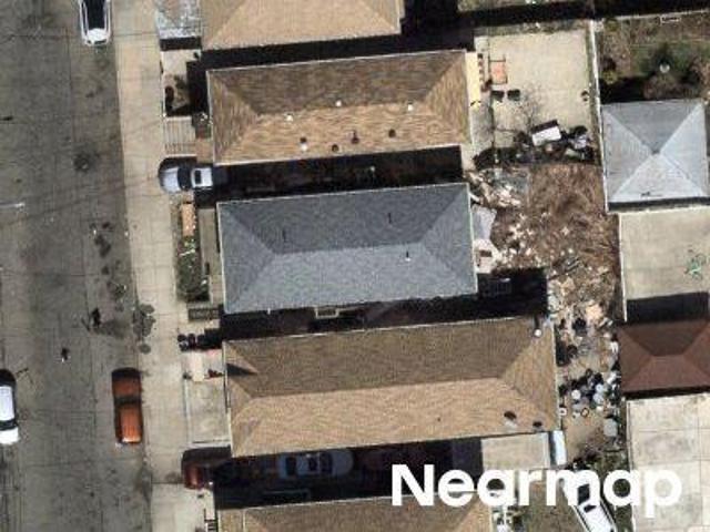 House for sale in Queens, Arverne