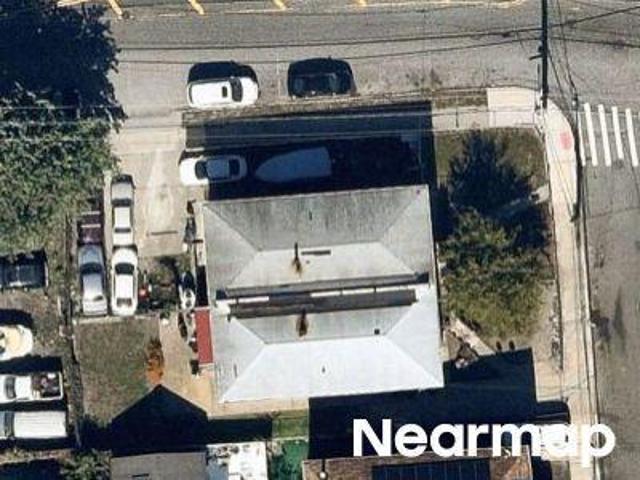 House for sale in Queens, Arverne