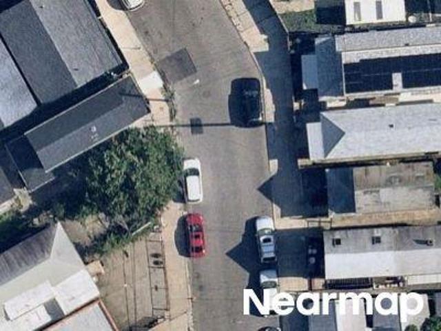 House for sale in Far Rockaway House for sale in Far Rockaway