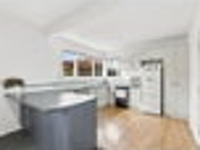 House for sale in Chaslands, Canterbury