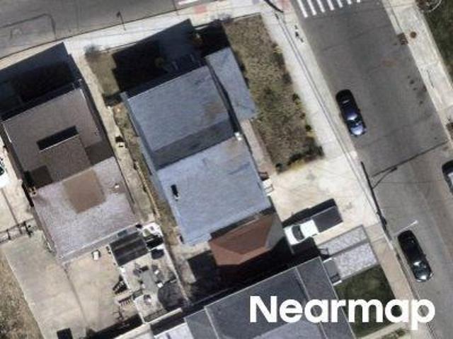House for sale in Queens, Arverne