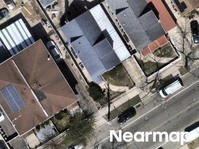 House for sale in Queens, Arverne