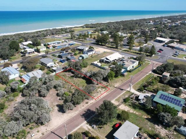 Land for sale in Golden Beach
