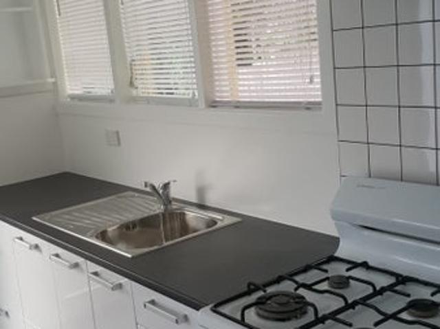 Apartment for rent in Beach Haven, Kaipātiki