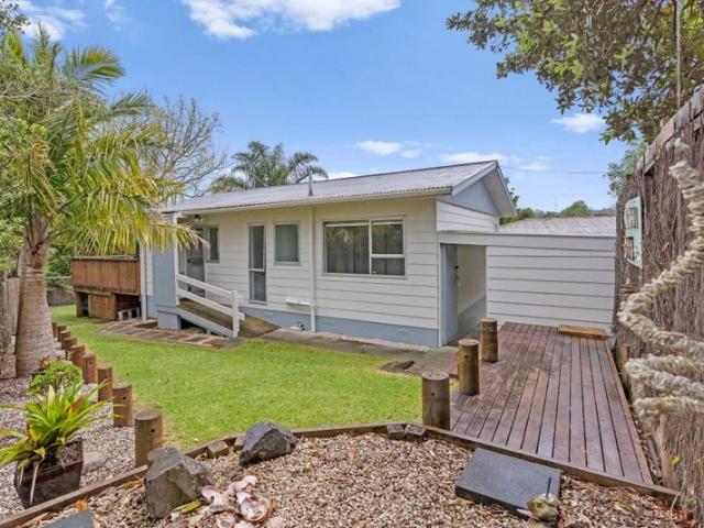 House for rent in Beach Haven, Kaipātiki