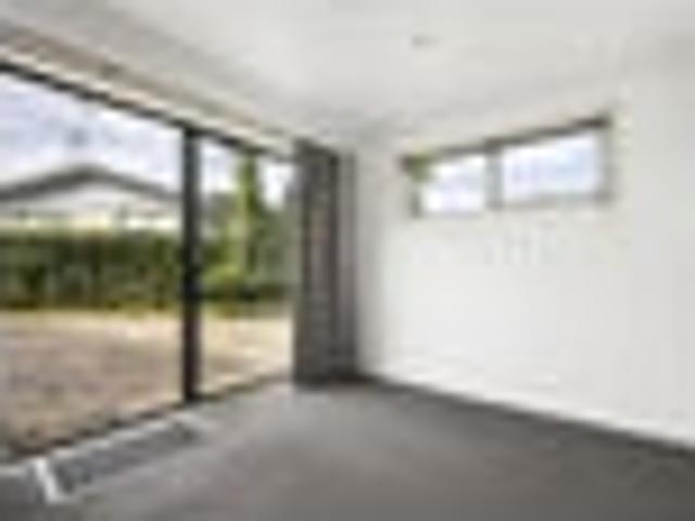 House for rent in Beach Haven, Kaipātiki