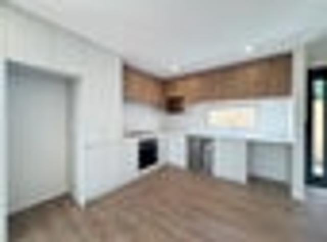 Townhouse for rent in Beach Haven, Kaipātiki