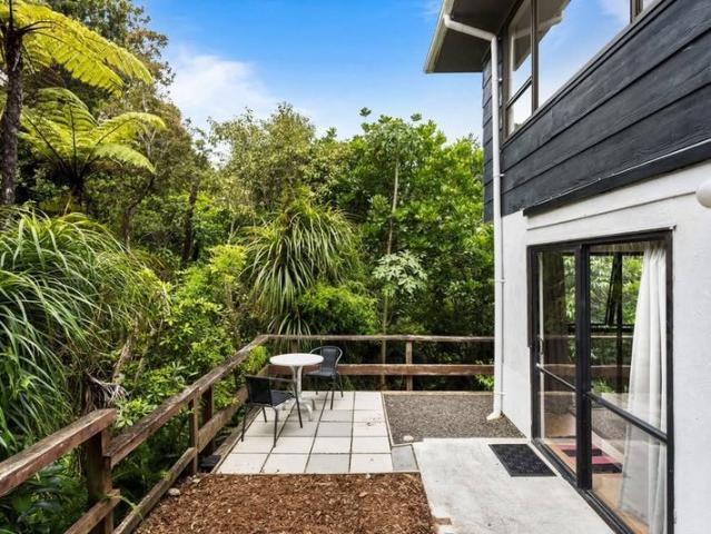 Apartment for rent in Verrans Corner, Kaipātiki