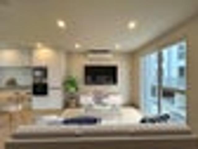 Townhouse for rent in Wairau Valley