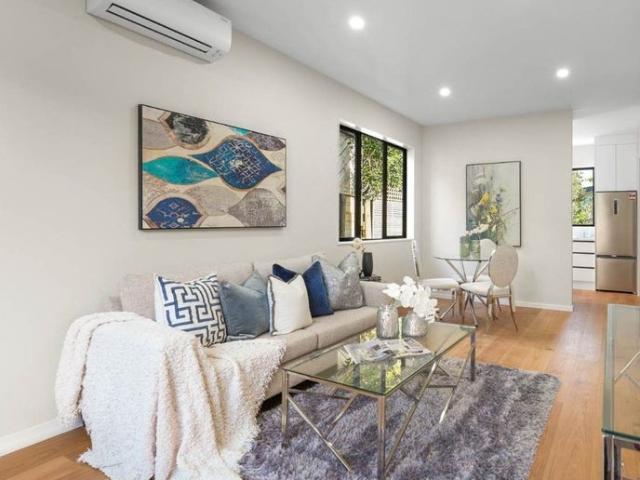 House for rent in Birkdale, Kaipātiki