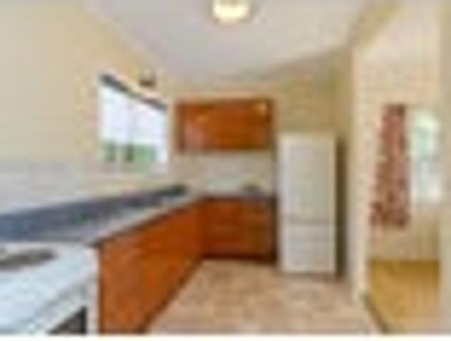House for rent in Beach Haven, Kaipātiki