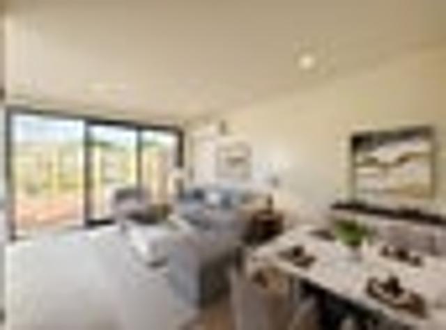 Townhouse for rent in Beach Haven, Kaipātiki