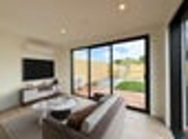 Townhouse for rent in Beach Haven, Kaipātiki