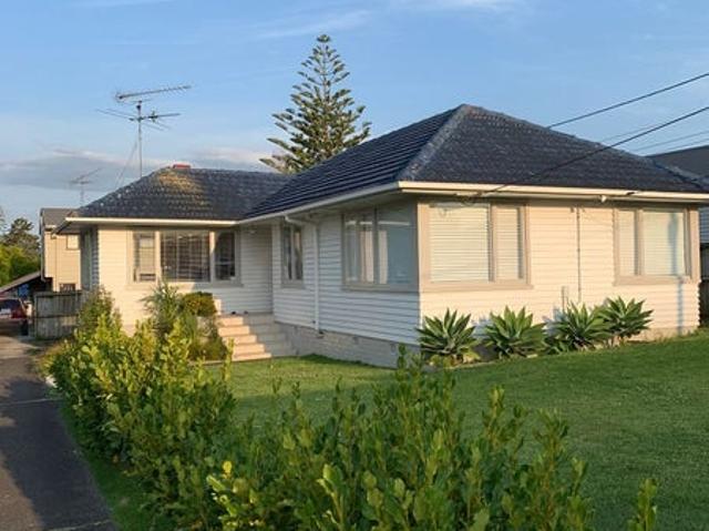 House for rent in Beach Haven, Kaipātiki