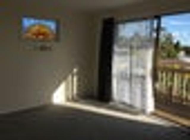 House for rent in Wairau Valley