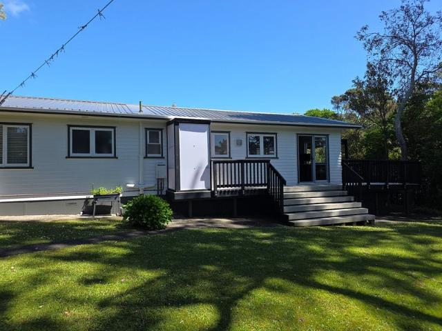 House for rent in Beach Haven, Kaipātiki