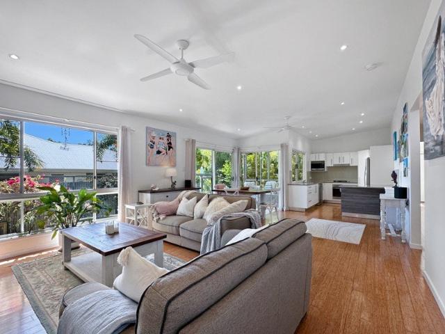 House for sale in Horseshoe Bay, Queensland