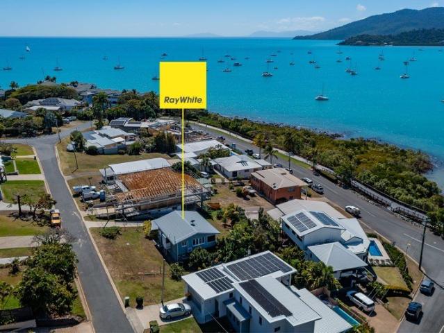 House for sale in Airlie Beach, Queensland