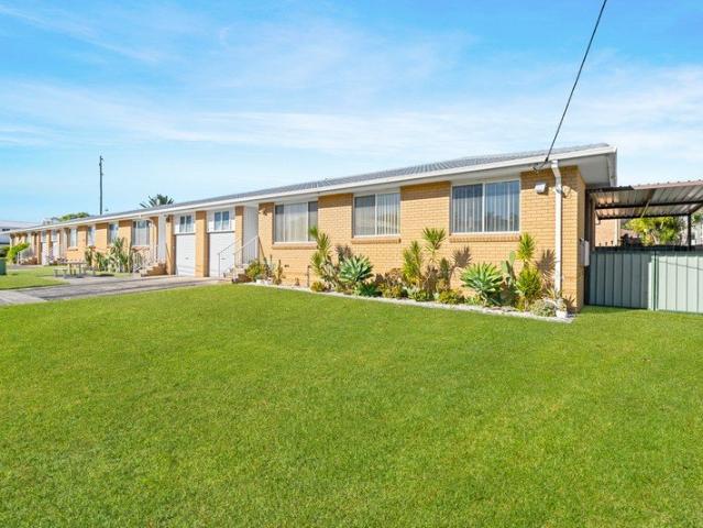 Villa for sale in The Entrance North, New South Wales