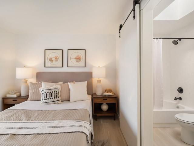 Apartment for rent in Alki, Seattle