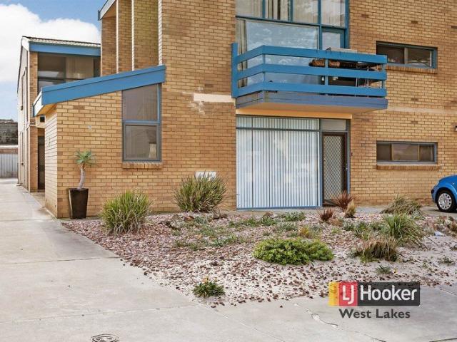 Apartment for rent in West Beach, Adelaide
