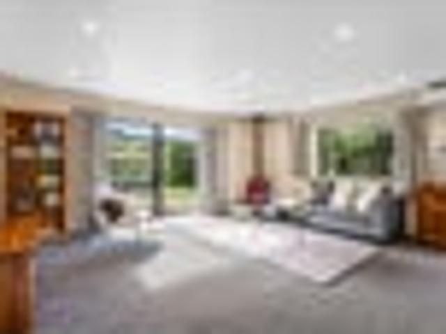 House for sale in Otakou