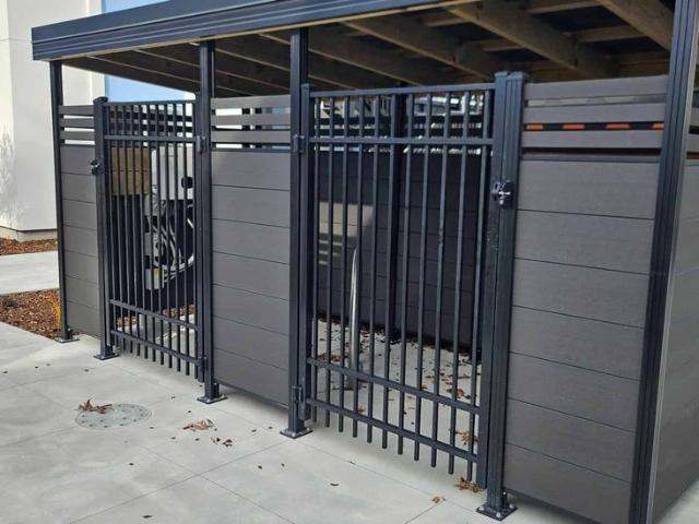 Townhouse for rent in Chaslands, Canterbury