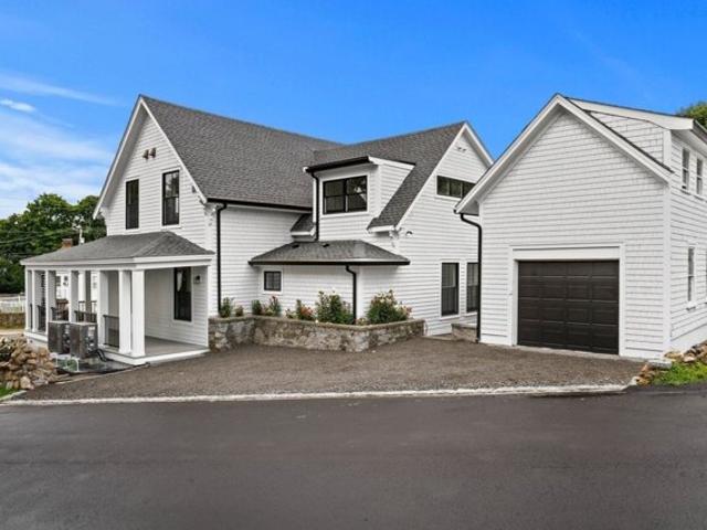 House for sale in East Gloucester, Gloucester