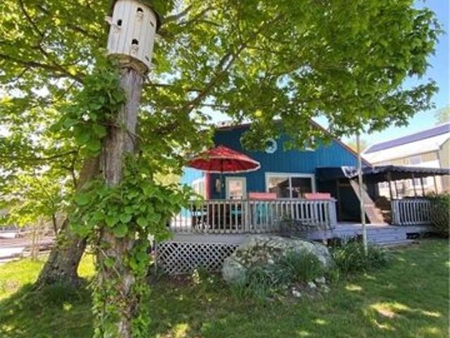 House for sale in Portsmouth, Rhode Island