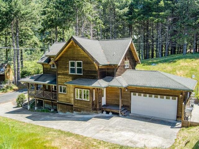 House for sale in Humboldt, California