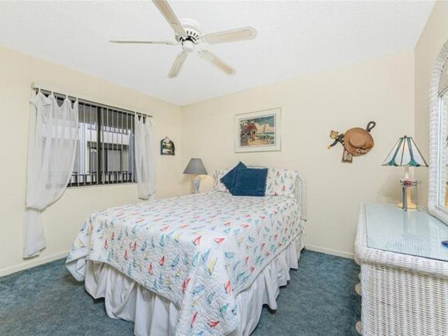 Condo for sale in Englewood Condo for sale in Englewood