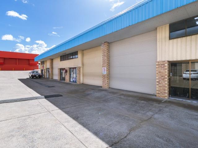 Warehouse for rent in Great Sandy Strait, Queensland