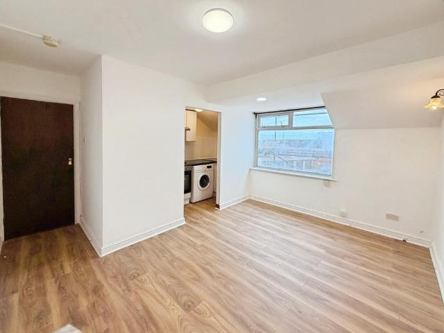 Apartment for rent in Rossall Beach, Cabus