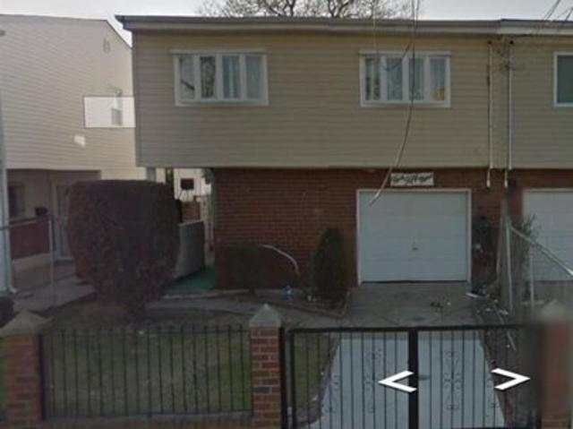 House for sale in Queens, Arverne