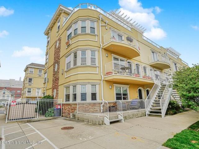 Condo for sale in Queens, Arverne