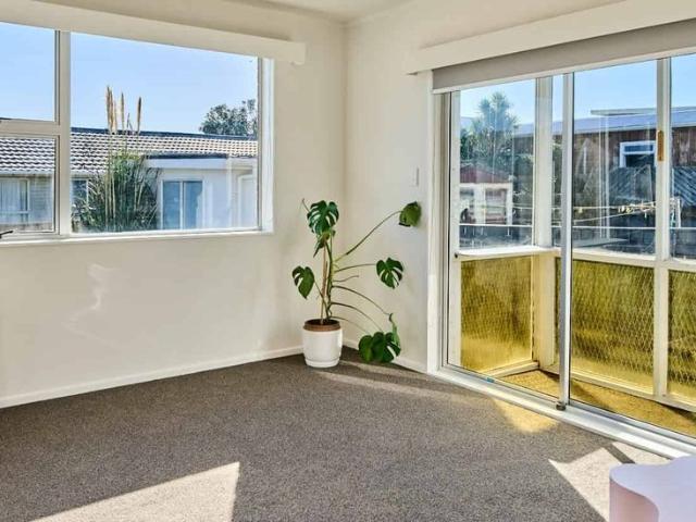Townhouse for rent in Tītahi Bay, Porirua