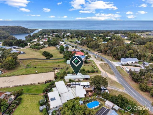 House for sale in Lakes Entrance, Victoria